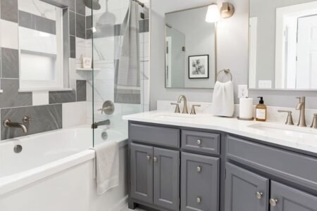 What Colors Go With a Grey and White Bathroom? The Complete Accent Guide